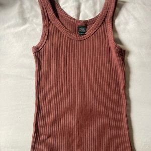 Dark cream tanktop